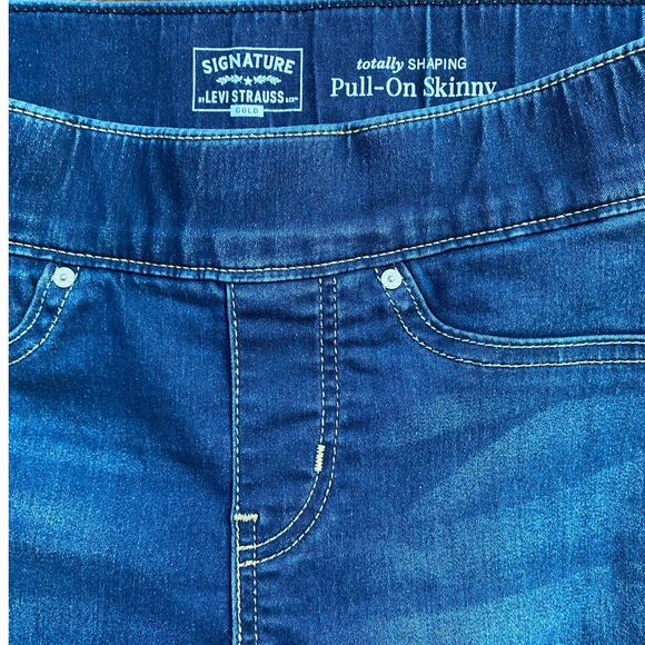 Levis Women's Signature Totally Shaping Pull On Skinny Blue Denim 4M W27/L30 - Picture 13 of 15